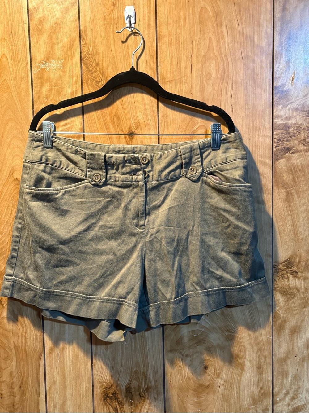 Courtenay Olive Green Cargo Shorts